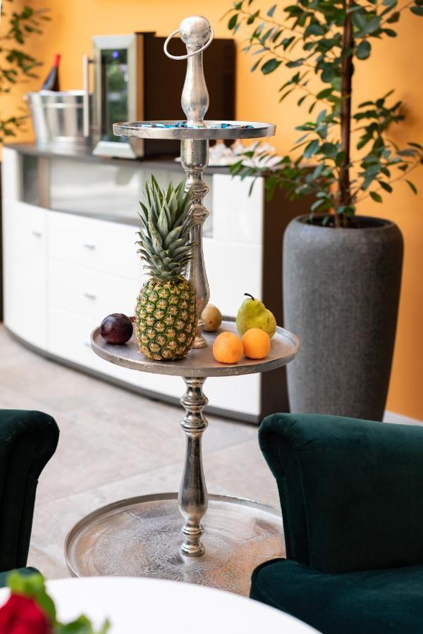 Appartment Hotel Victoria Bad Fussing Bagian luar foto